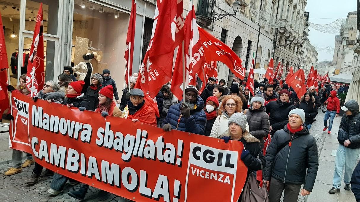 Contro Manovra Governo Meloni, 500 In Piazza A Vicenza Con Cgil