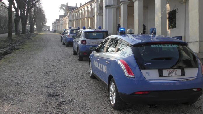 Polizia di Stato in azione per ordine del questore di Vicenza Paolo Sartori