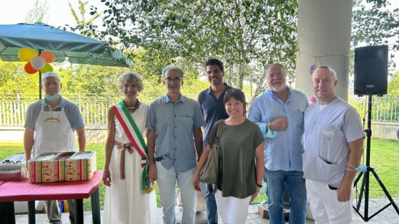 Vicesindaca di Vicenza Isabella Sala alla Festa del gelato alla Residenza per anziani di Monte Crocetta