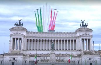 Frecce Tricolori per la Festa della Repubblica col presidente Mattarella