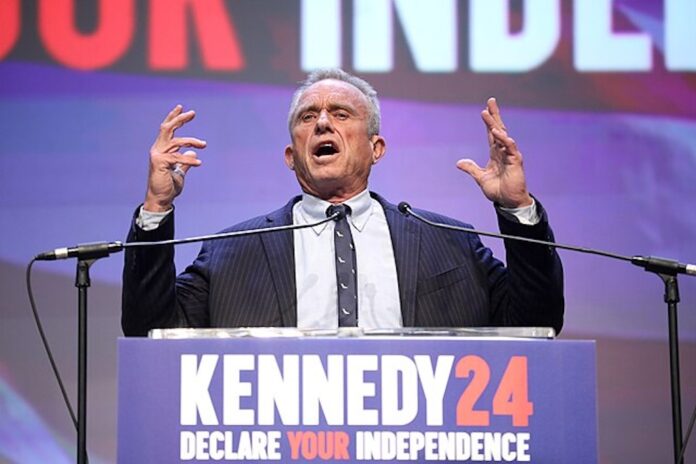 Robert F. Kennedy Jr. candidato presidenziale riceverebbe dal 3 al 8 percento. Abbastanza da avere un effetto decisivo nell'esito finale in alcuni Stati chiave per l'elezione di novembre 2024.