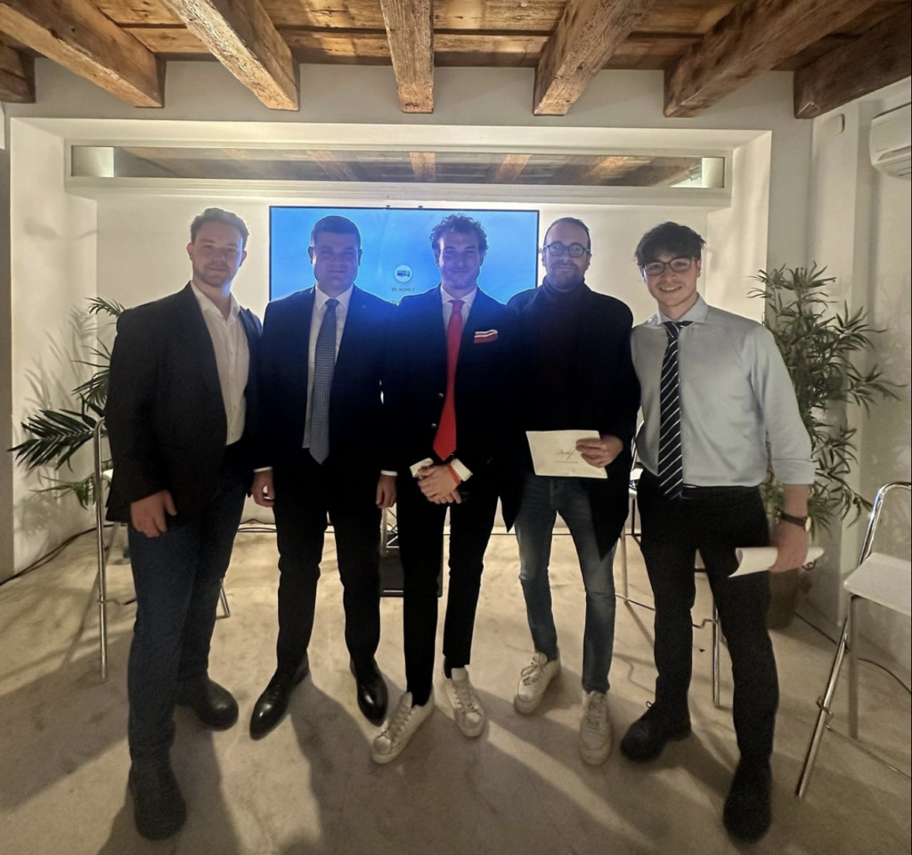 USA al voto, da sx Raffaele Cominato, vice presidente di È già domani (EGD), on. Erik Pretto, Jacopo Maltauro (pres. EGD), Giovanni Diamanti (Youtrend) e Damiano Marcotti, moderatore (EGD)