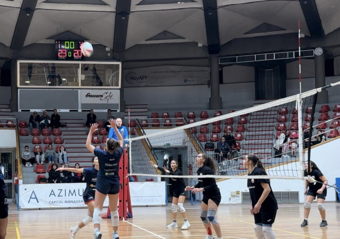 Volksbank Vicenza Volley, un'azione dell'amichevole a Castelfranco Veneto (foto Giorgione)