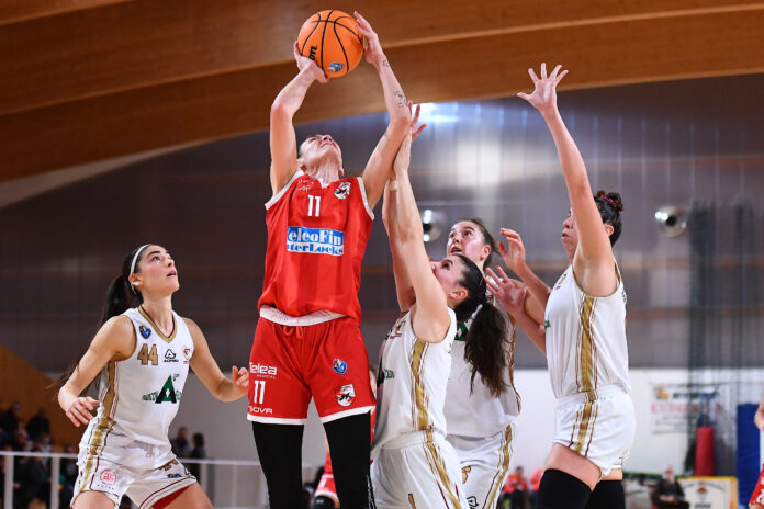 Alessandra Tava (Velcofin Interlocks Vicenza - foto Marco Donati)