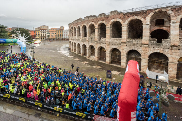 Partenza Classica della Marcia del Giocattolo per ABEO: in migliaia a Verona