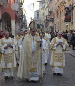 29 dicembre 2024 - apertura del Giubileo diocesi di Vicenza, il vescovo Giuliano lungo corso Palladio