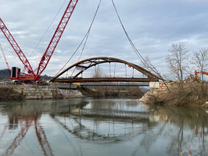 Posata la struttura del Ponte di Secula a Longare