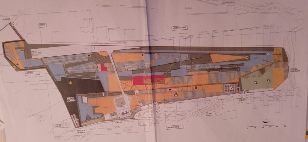 Suddivisione delle aree previste dal progetto iniziale del Parco della Pace in cui si vede il giardino centrale