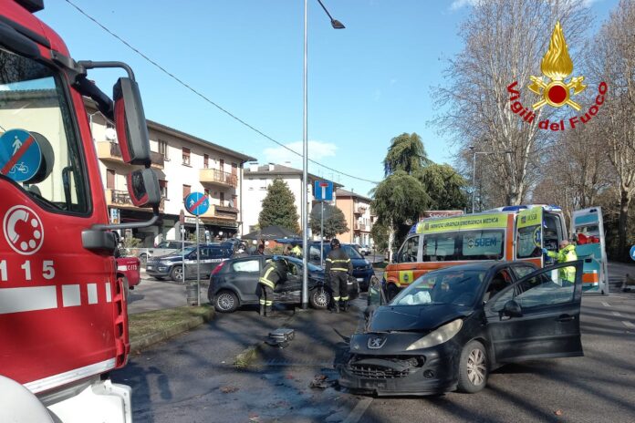 incidente stradale a Lonigo, tre feriti intervenuti i vigili del fuoco