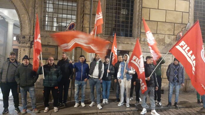 Fillea Cgil sotto la prefettura, per accordo Cantiere villaggio americano Vicenza