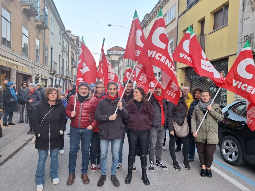 La Cgil alla manifestazione antifascista di Vicenza