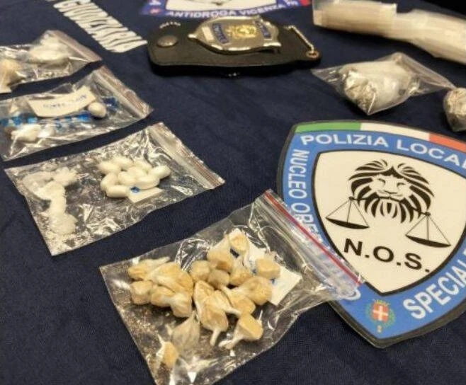 polizia locale operazione antidroga in campo marzo a vicenza