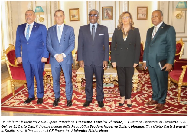 Da sinistra: il Ministro delle Opere Pubbliche Clemente Ferreiro Villarino, il Direttore Generale di Condotte 1880 Guinea SL Carlo Cali, il Vicepresidente della Repubblica Teodoro Nguema Obiang Mangue, l'Architetto Carla Baratelli di Studio Asia, il Presidente di GE-Proyectos Alejandro Micha Nsue