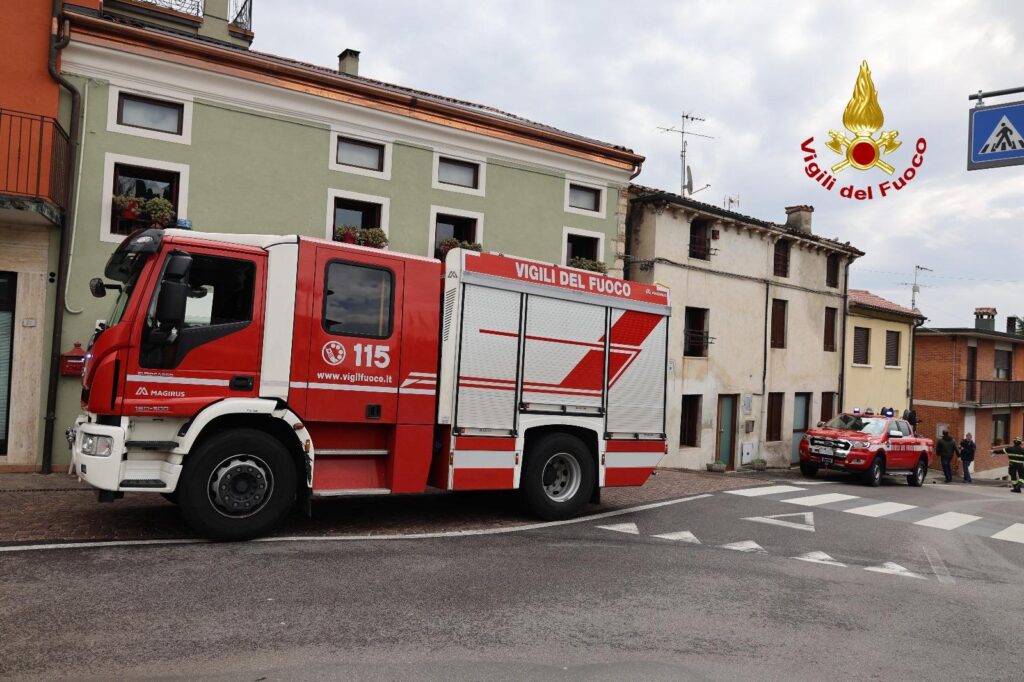 Smottamento a Monteviale arrivo dei vigili del fuoco