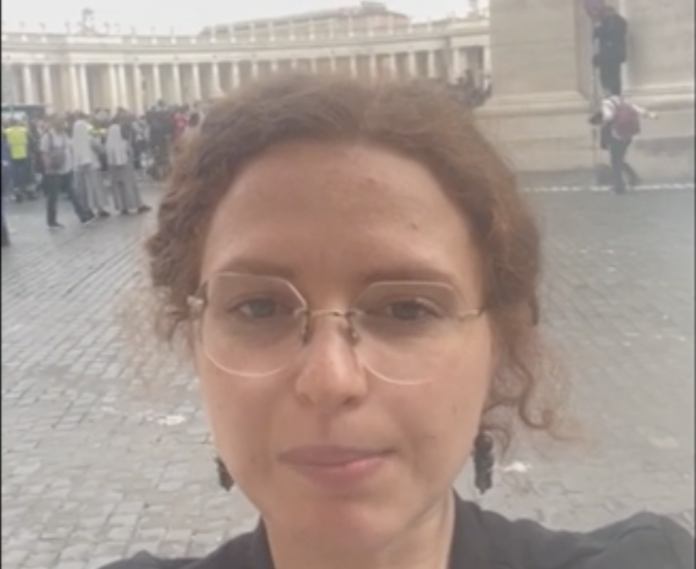 Papa Francesco, marea umana per onorare la sua salma